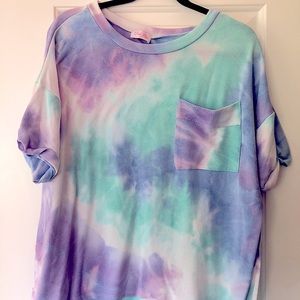 ***TYE-DYE SLIT SHIRT***